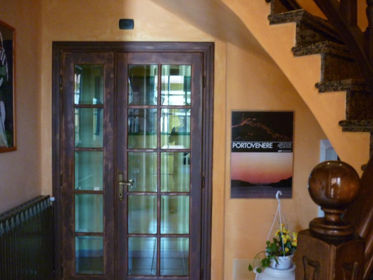 Hotel Il Ciambellino Santo Stefano di Magra Zewnętrze zdjęcie
